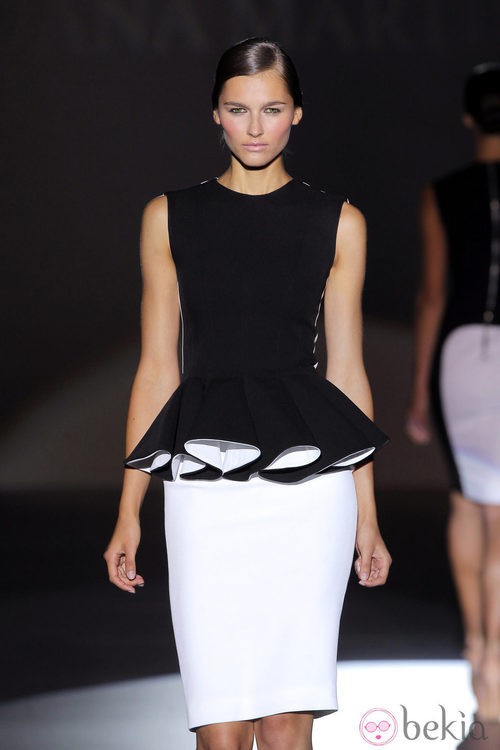 Top peplum de Juana Martín, colección primavera/verano 2013