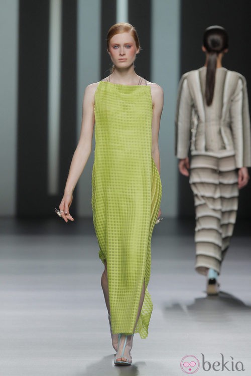 Vestido verde de Martín Lamothe, colección primavera/verano 2013