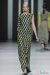 Vestido de una sola manga de Martín Lamothe, colección primavera/verano 2013