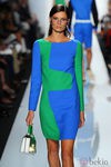 Vestido con mangas verde y azul de Michael Kors primavera/verano 2013
