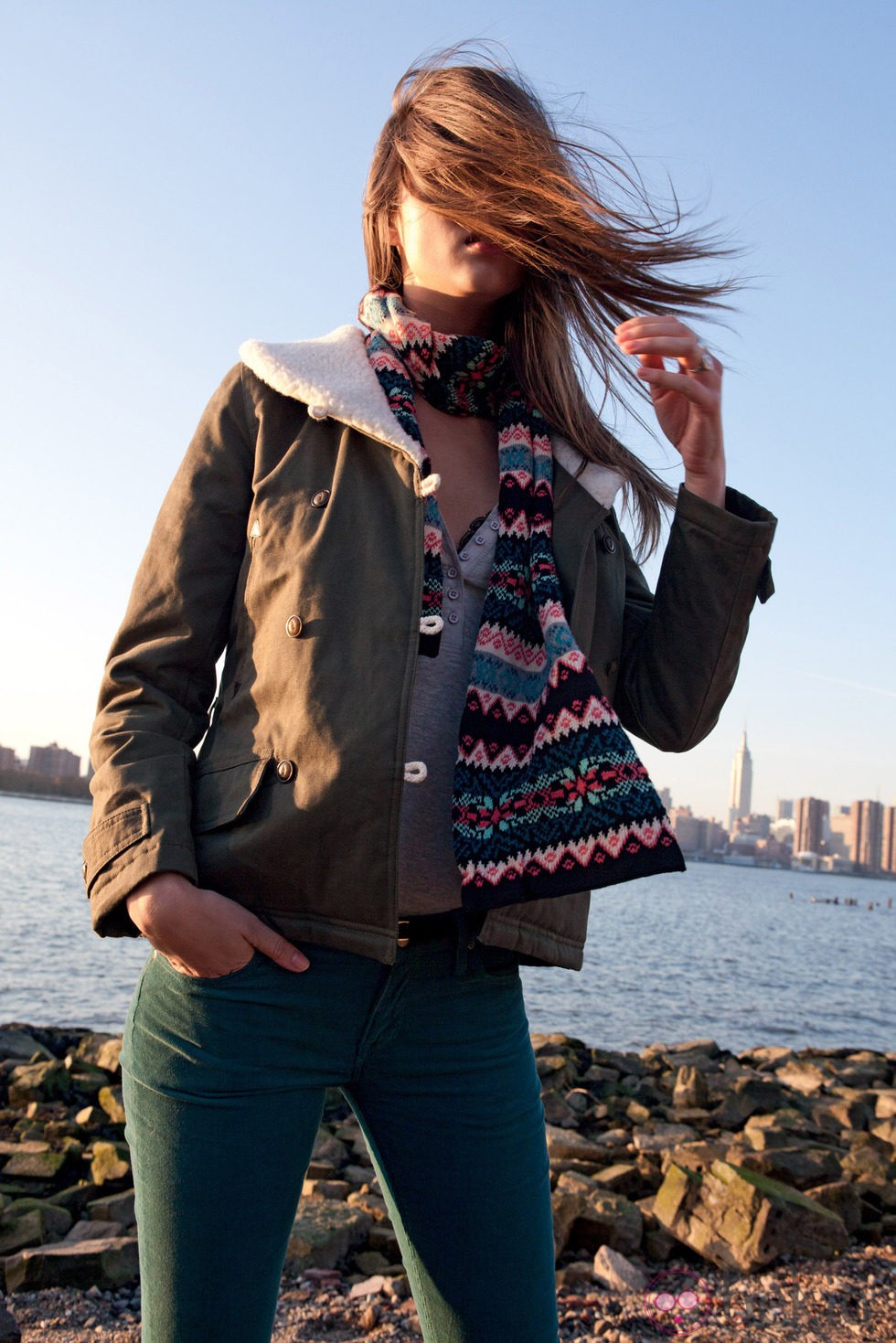 Pantalón de pana de la colección femenina otoño/invierno 2012/2013 de Lee