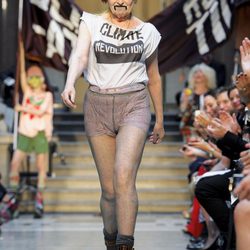 Vivianne Westwood revoluciona la Semana de la Moda de Londres