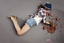 Elisa Mouliaá posa para el otoño/invierno 2012/2013 de Refresh