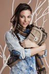 Elisa Mouliaá posa para Refresh presentando la colección otoño/invierno 2012/2013