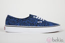 Zapatilla azul con estampado de la colección Vans x Kenzo parte III