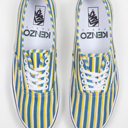 Zapatillas azules y amarillas de la colección Vans x Kenzo parte II