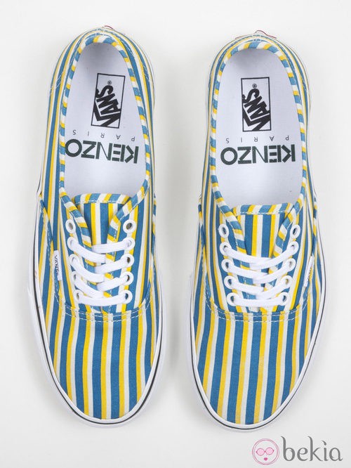 Zapatillas azules y amarillas de la colección Vans x Kenzo parte II