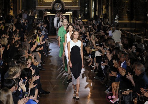 Desfile Stella McCartney en la Semana de la Moda de París primavera/verano 2013