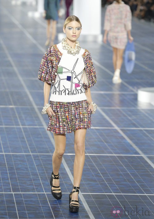 Los molinos de viento se plasman en las camisetas de Chanel primavera/verano 2013