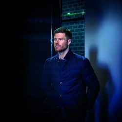 Xabi Alonso con chaqueta azul de la nueva colección 'Black' de Emidio Tucci