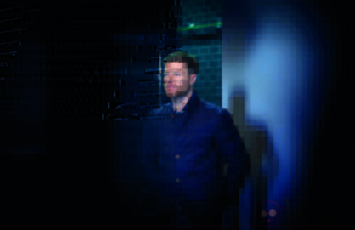 Xabi Alonso con chaqueta azul de la nueva colección 'Black' de Emidio Tucci