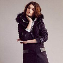 Abrigo negro con capucha de I.Code colección otoño/invierno 2012/2013