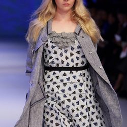 Vestido de estampado floral de David Jones