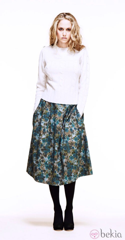 Florence Brudenell Bruce con falda floral Anonymous by Ross + Bute