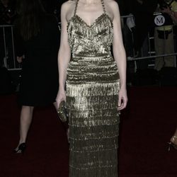 Cate Blanchett con vestido de flecos dorados