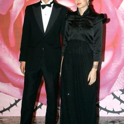 Total look en negro de Carlota Casiraghi