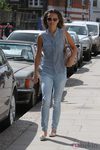 Pippa Middleton con vaqueros y camisa sin mangas