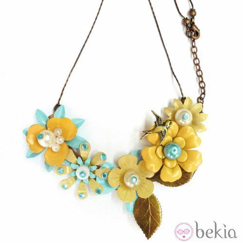 Collar de flores de la colección Dreams de 'El tocador de Monique'