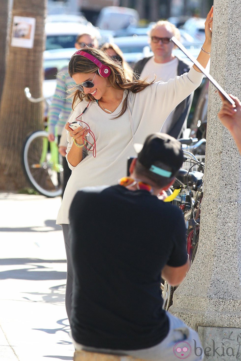 Alessandra Ambrosio durante una sesión fotogríafica en Los Ángeles