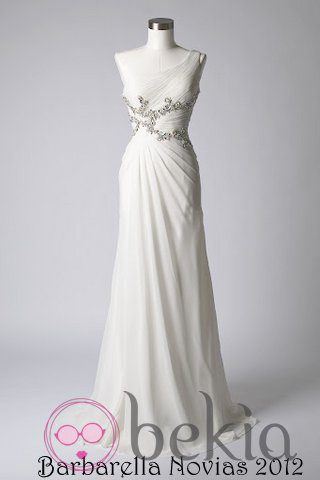 Vestido blanco con escote asimétrico de la colección de vestidos de Barbarella 