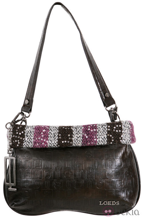 Bolso bandolera con detalle de punto de la colección otoño/invierno 2012/2013 de Loeds