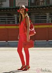 Helen Lindes posa en Chinchón con los nuevos bolsos de la colección invierno 2012/2013 de Coach