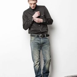 Camisa negra de la colección otoño/invierno 2012/2013 de Lee hombre