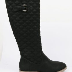 Botas negras guateadas de la colección otoño/invierno 2012/2013 de Alex Silva 