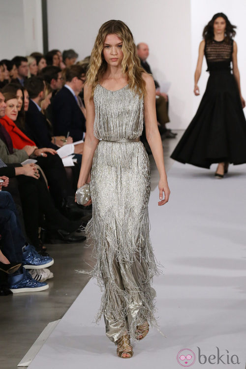 Vestido con flecos de la colección pre-fall 2013 de Oscar de la Renta