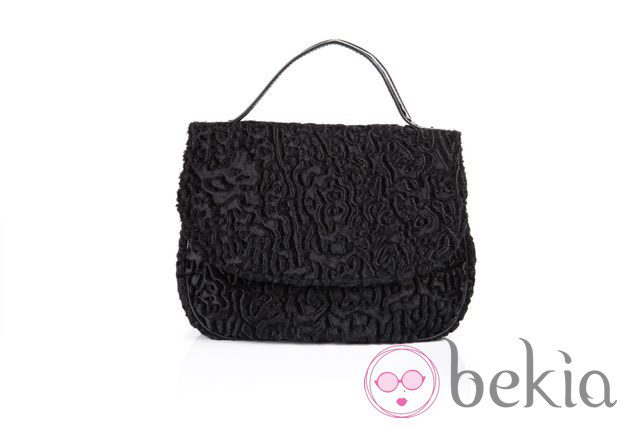 Bolso negro de Castañer para la colección Otoño-Invierno 2012