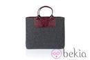 Bolso de asa corta de fieltro gris de Castañer de la colección de Otoño-Invierno 2012
