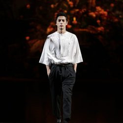 Camisa de manga ancha de la colección otoño/invierno 2013/2014 de Dolce & Gabbana en la Semana de la Moda Masculina de Milán