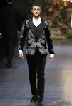 Estampado floral en la colección otoño/invierno 2013/2014 de Dolce & Gabbana en la Semana de la Moda Masculina de Milán