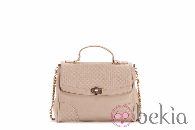 Bolso de asa corta de la colección otoño/invierno 2012/2013 de Carpisa