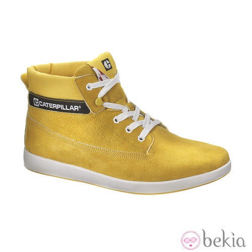 Zapatilla amarilla de la línea 'Code' de la colección otoño/invierno 2012/2013 de CAT