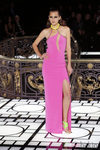 Vestido rosa de la colección primavera/verano 2013 de Versace en la Semana de la Alta Costura de París