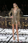 Color oro de la colección primavera/verano 2013 de Versace en la Semana de la Alta Costura de París