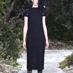 Vestido negro de lana de la colección primavera/verano 2013 de Chanel en la Semana de la Alta Costura de París