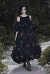 Vestido con estampado floral de la colección primavera/verano 2013 de Chanel en la Semana de la Alta Costura de París