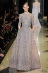 Vestido de pedrería de la colección primavera/verano 2013 de Elie Saab de la Semana de la Alta Costura de París