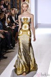 Vestido estampado de la colección primavera/verano 2013 de Zuhair Murad en la Semana de la Alta Costura de París