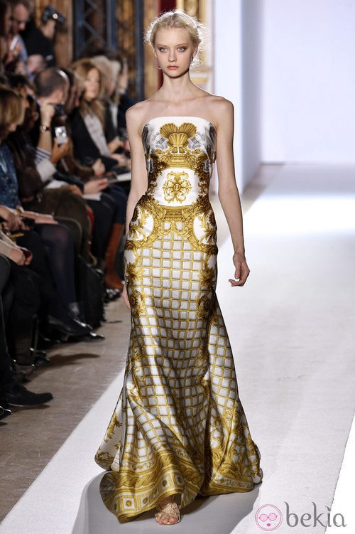 Vestido estampado de la colección primavera/verano 2013 de Zuhair Murad en la Semana de la Alta Costura de París