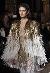 Chaqueta de plumas de la colección primavera/verano 2013 de Zuhair Murad en la Semana de la Alta Costura de París