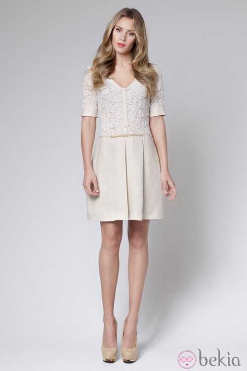 Vestido color crema de la colección primavera/verano 2013 de Poète