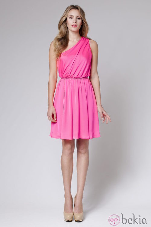 Vestido rosa de la colección primavera/verano 2013 de Poète
