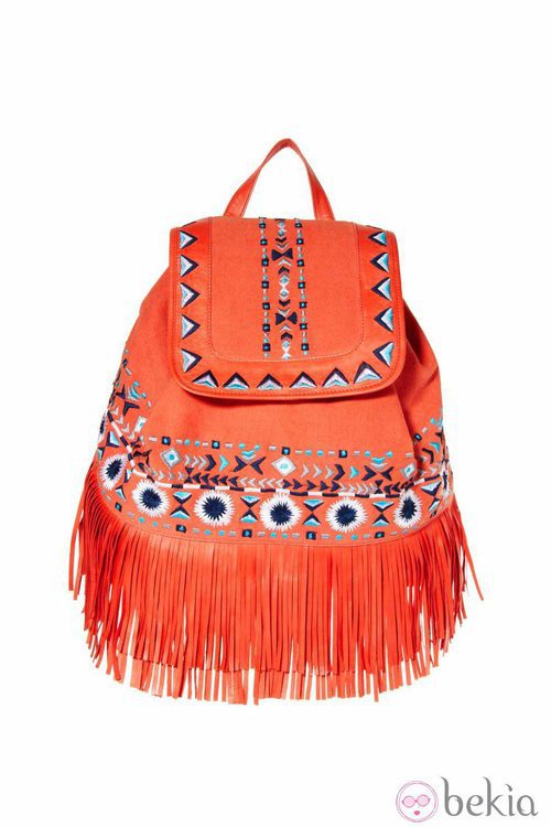 Bolso con flecos de la colección primavera/verano 2013 de Asos