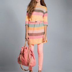 Camiseta larga de rayas de la colección primavera/verano 2013 de Hoss Intropia