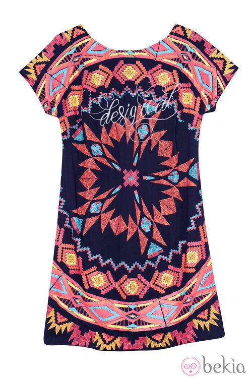 Vestido étnico de la colección primavera/verano 2013 de Desigual