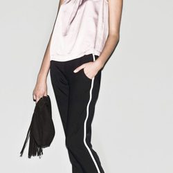 Camisa rosa palo con cuello Peter Pan de la colección primavera/verano 2013 de Sisley