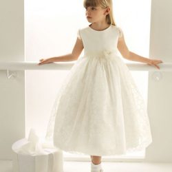 Vestido de arras en seda de la colección 'Rosa Clará First'